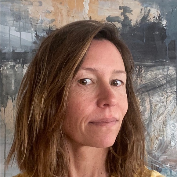 Meet your Posher, Catherine - Picture 2 of 2